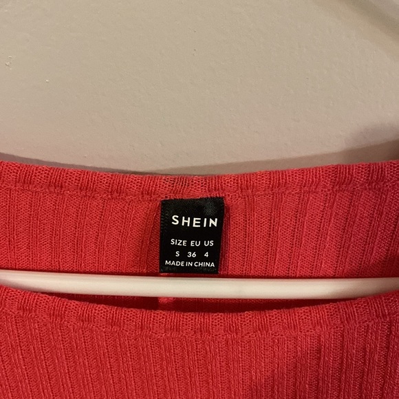 SHEIN Pink cropped ribbed long sleeve top - Picture 4 of 6